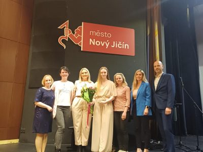 Sociální pracovnice Občanské poradny Novojičínsko získala ocenění Osobnost Nového Jičína 2025